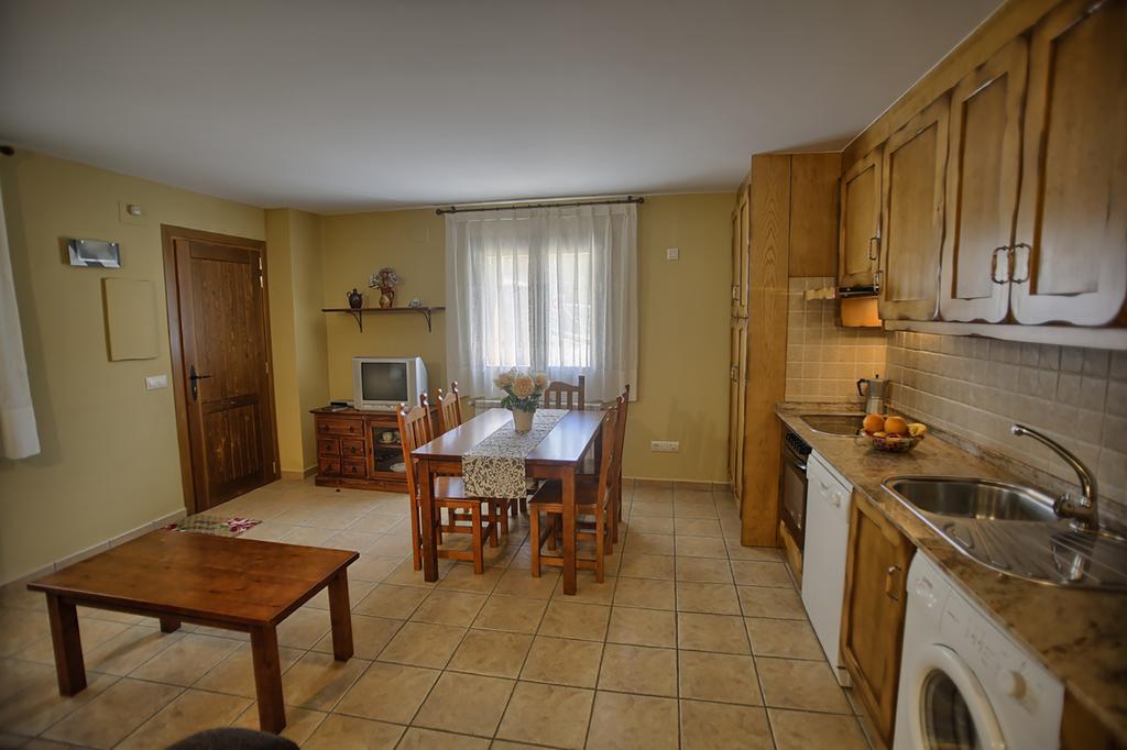 Apartamentos Casa Riu Sahun Kamer foto